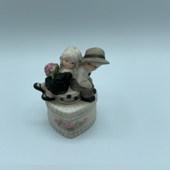 Kim Anderson's Pretty As A Picture "JUST YOU AND ME ALWAYS" 1998 by Enesco - Picture 1 of 7